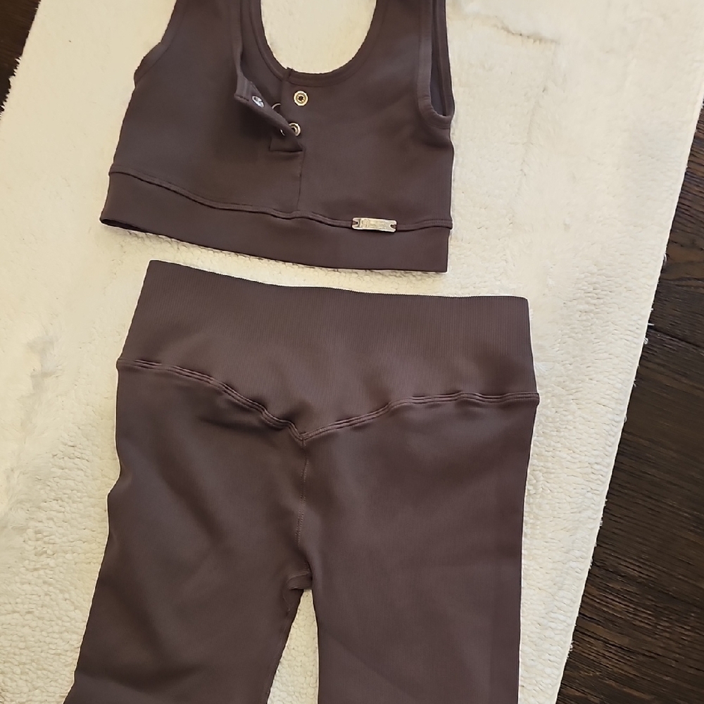Bombshell RibbedSports Bra and Leggings Set NWOT - Picture 7 of 8